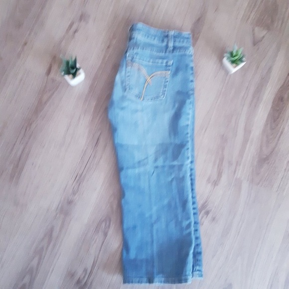 Costa Blanca | blue Jeans - Picture 2 of 3